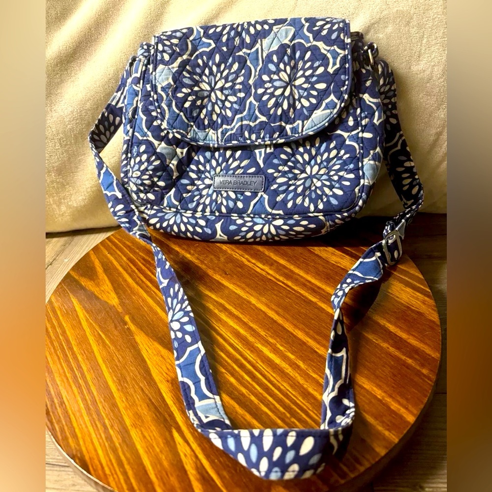VERA BRADLEY Small Flap Crossbody Petal Splash -Retired Blue Floral Bag Purse